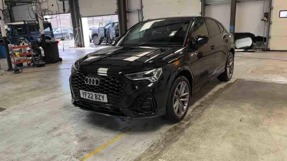 More views of Audi Q3