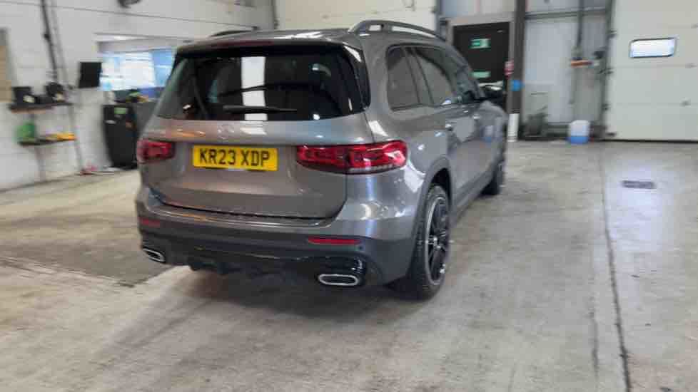 More views of Mercedes-Benz GLB