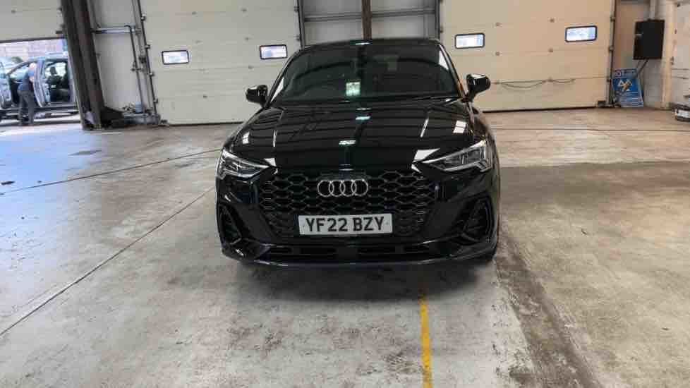More views of Audi Q3