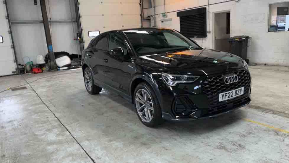 More views of Audi Q3