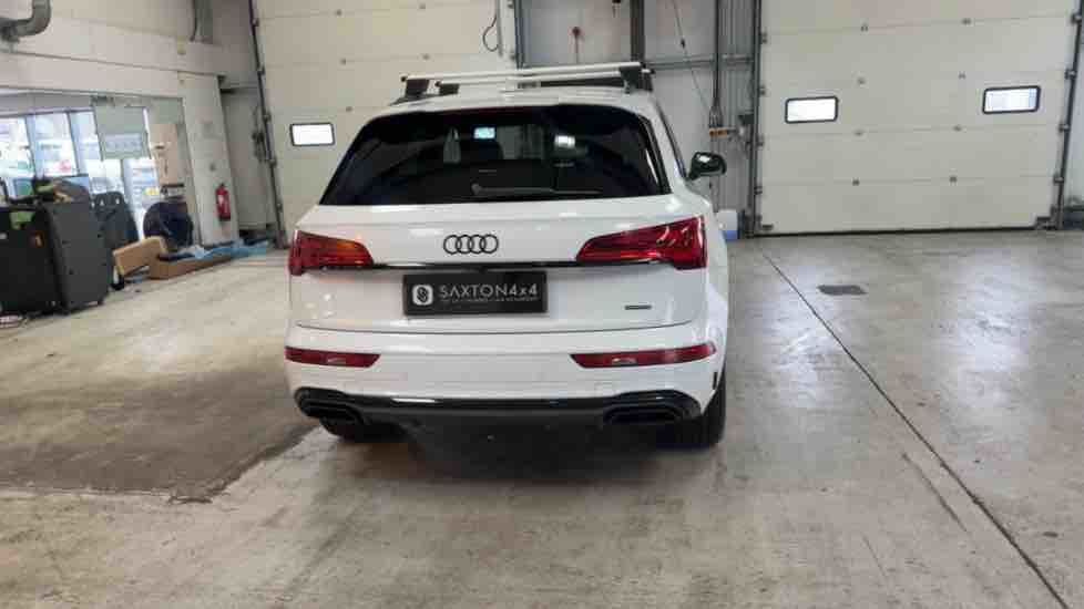 More views of Audi Q5