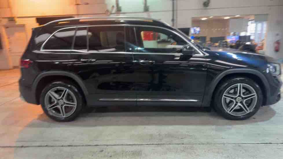 More views of Mercedes-Benz GLB