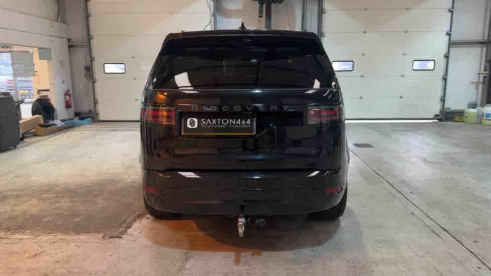 More views of Land Rover Discovery