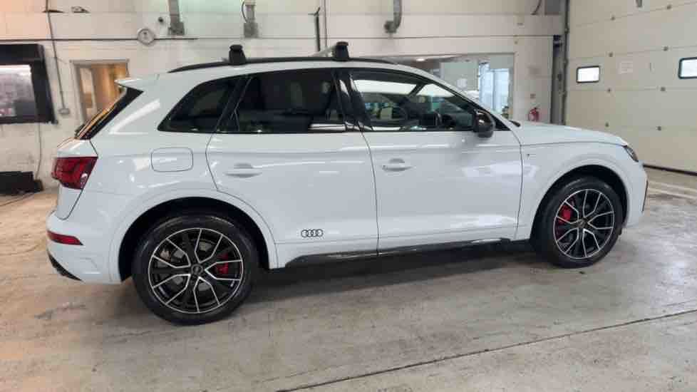 More views of Audi Q5