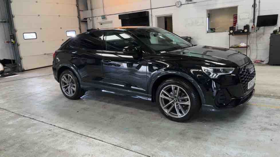More views of Audi Q3