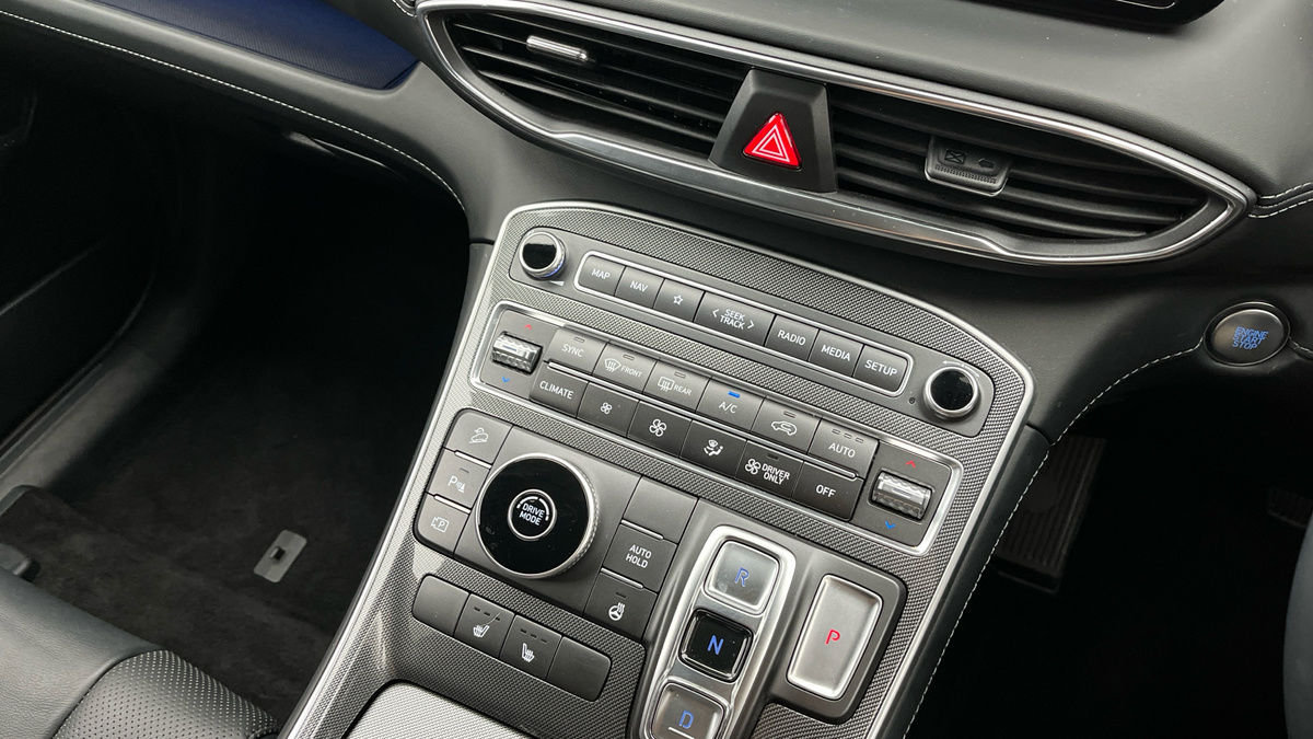 Hyundai Santa Fe Image 6