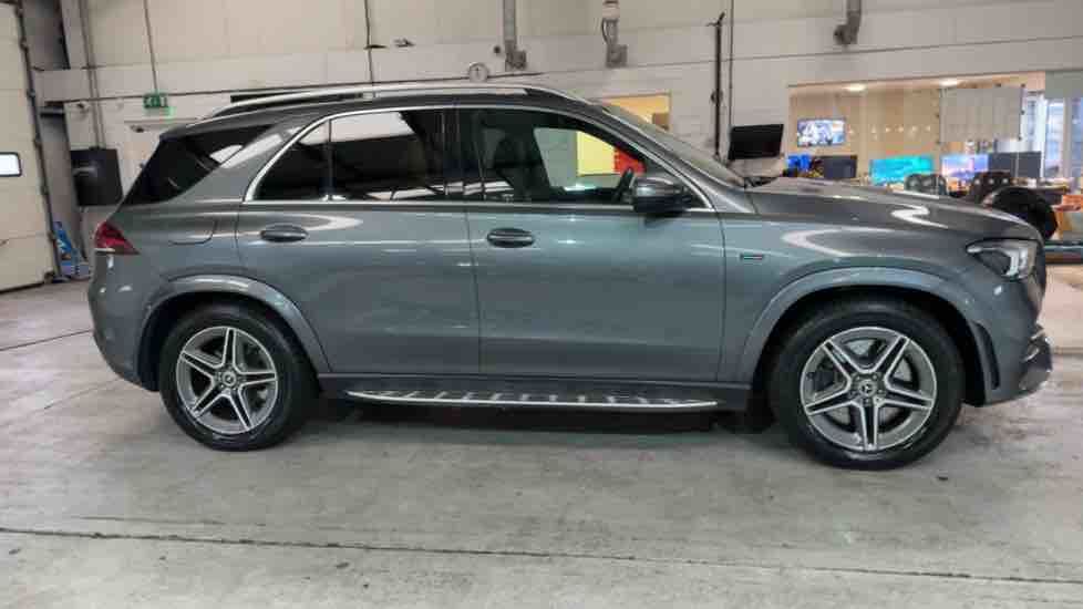 More views of Mercedes-Benz GLE
