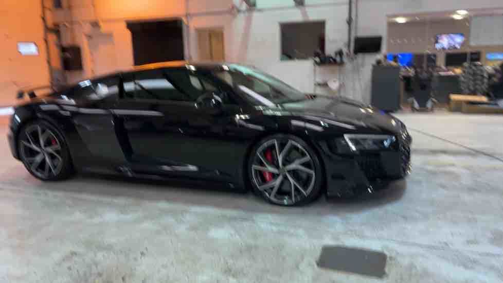 More views of Audi R8