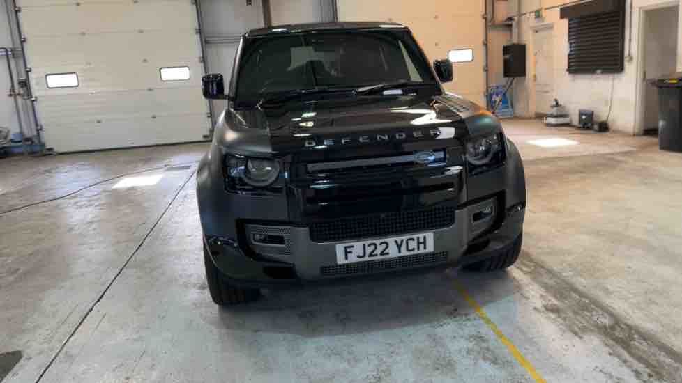 More views of Land Rover Defender 110