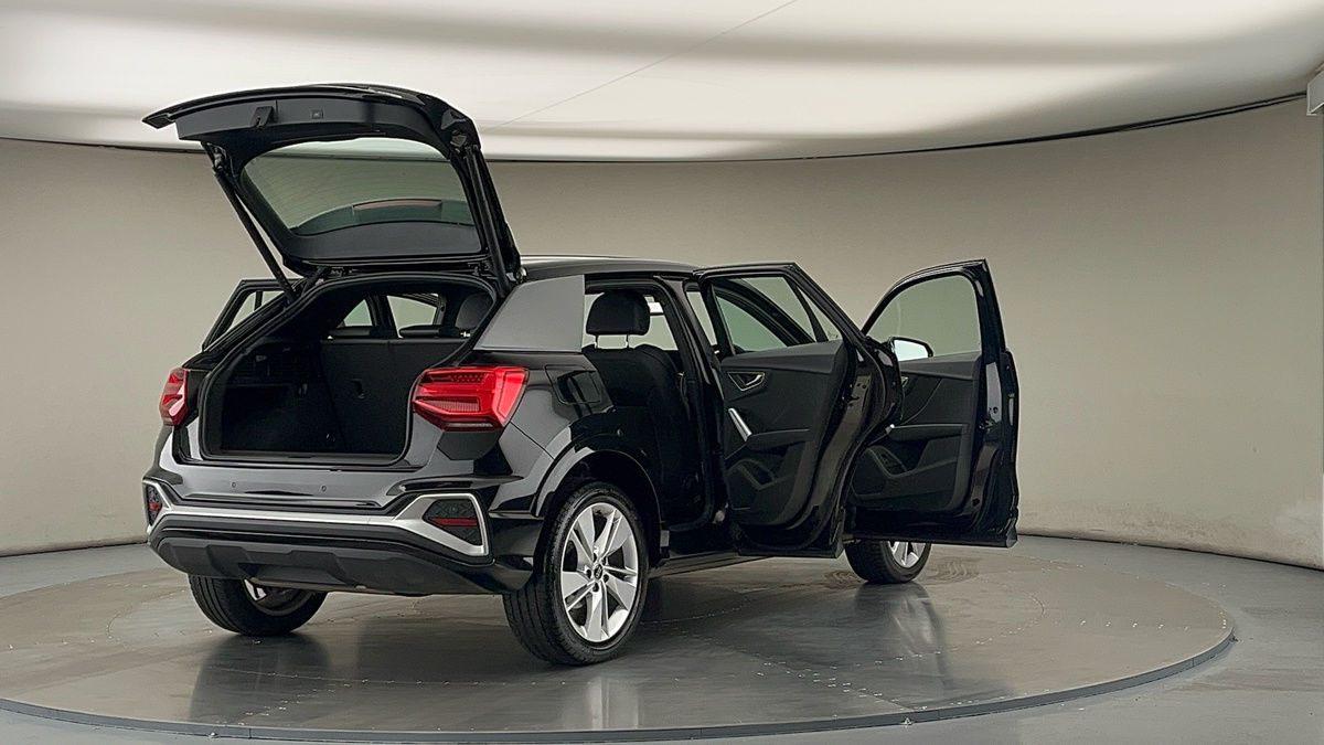 More views of Audi Q2