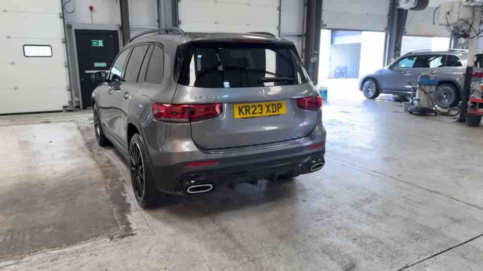 More views of Mercedes-Benz GLB