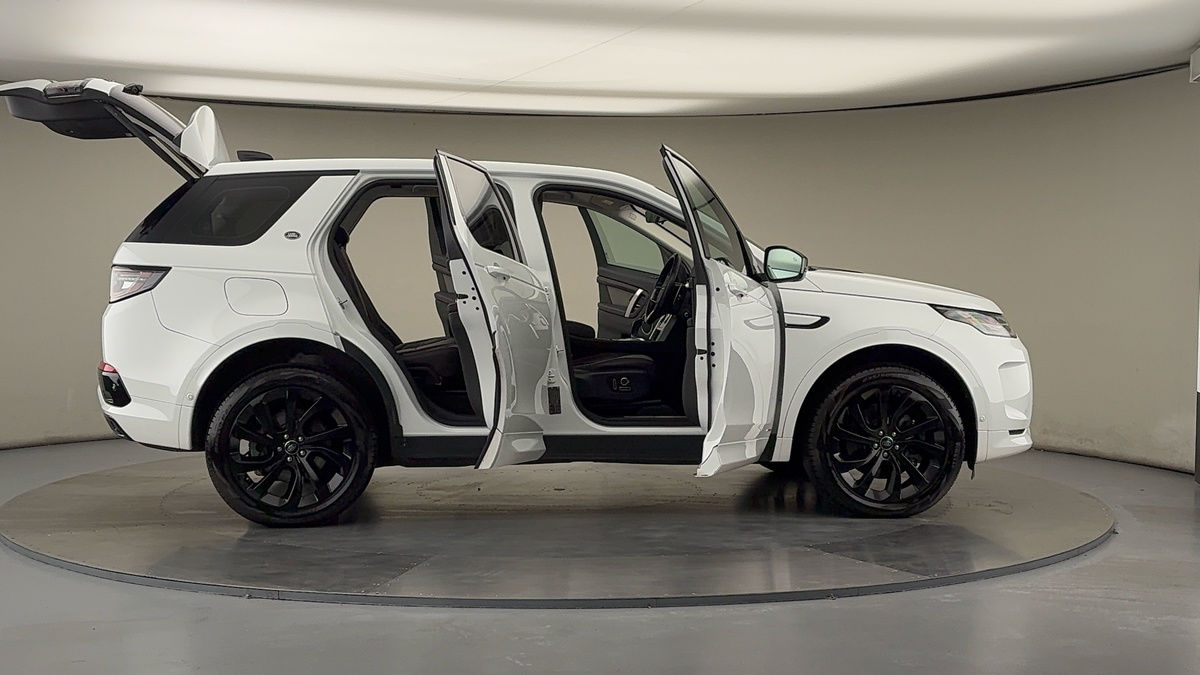 More views of Land Rover Discovery Sport