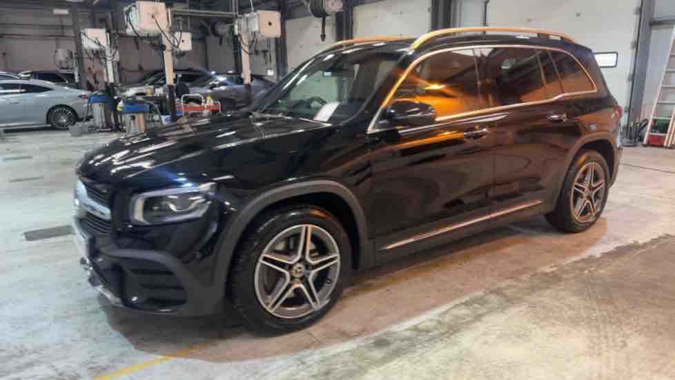 More views of Mercedes-Benz GLB