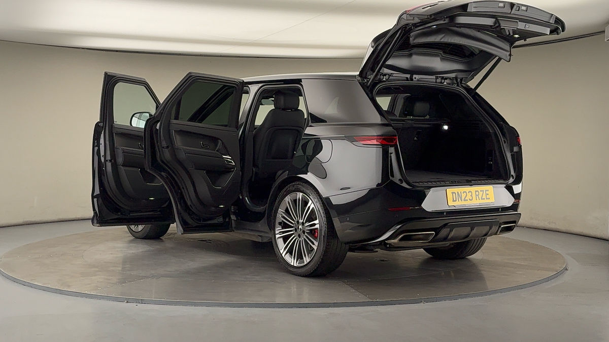 More views of Land Rover Range Rover Sport