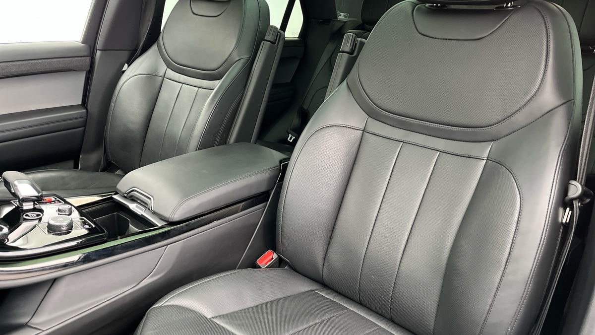 Land Rover Range Rover Sport Image 7