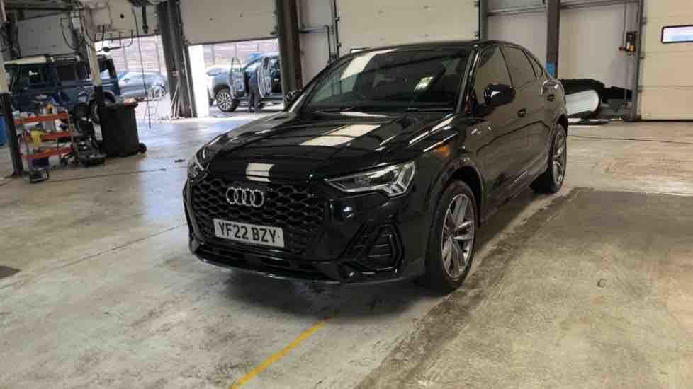 More views of Audi Q3