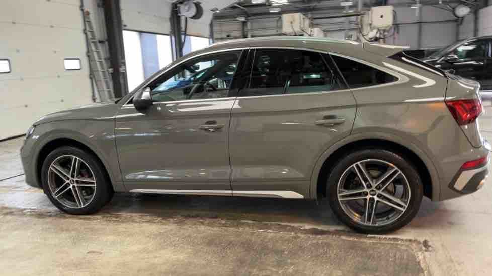 More views of Audi SQ5