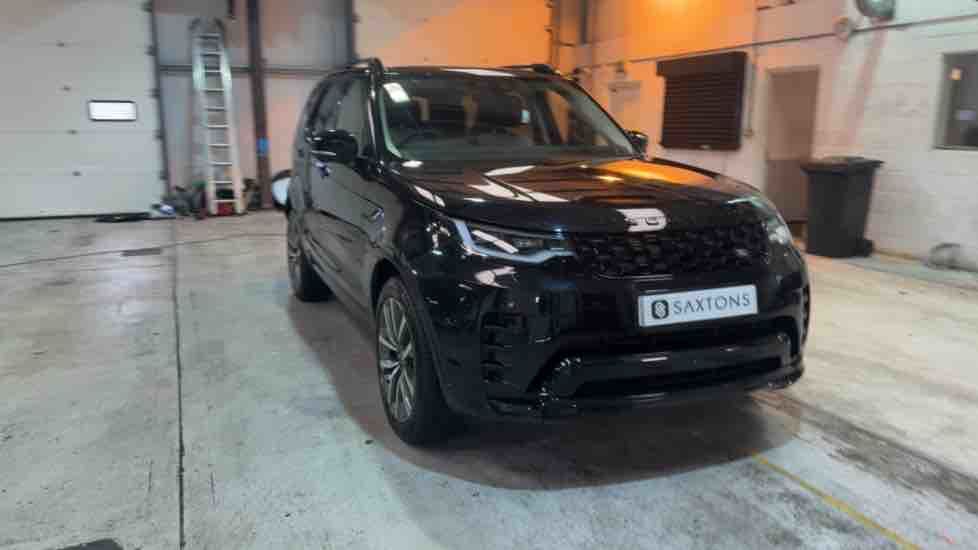 More views of Land Rover Discovery