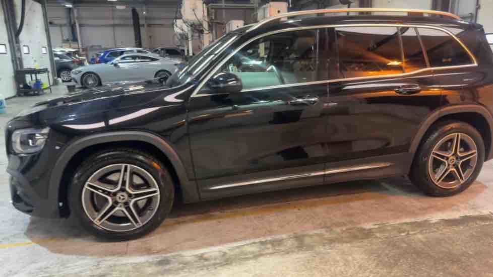More views of Mercedes-Benz GLB