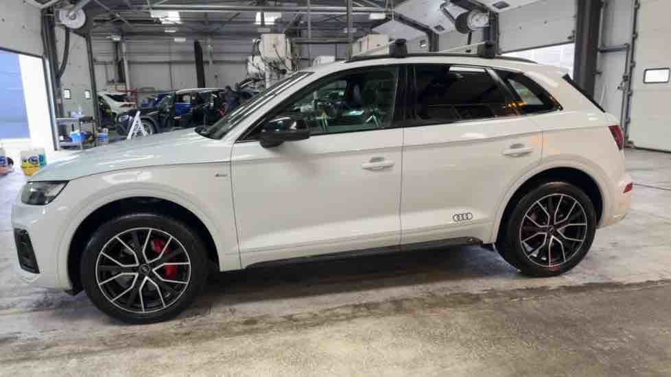 More views of Audi Q5