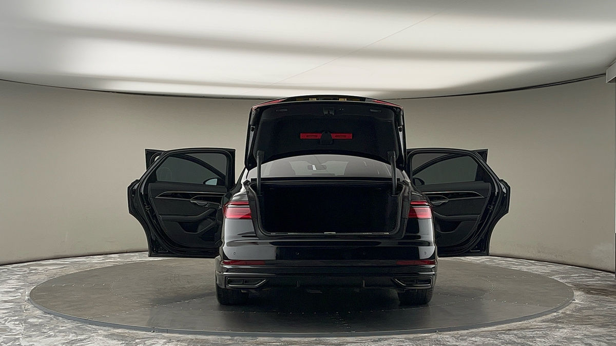 More views of Audi A8