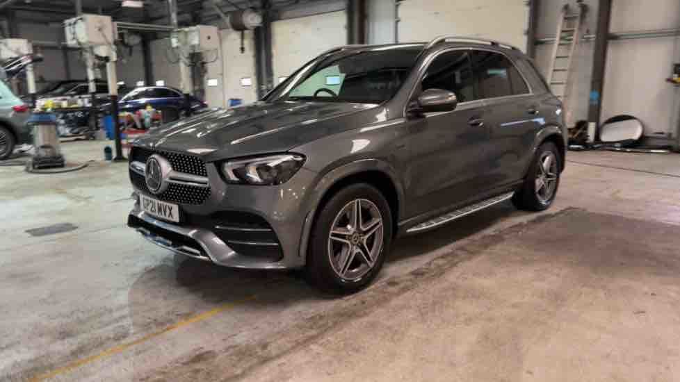 More views of Mercedes-Benz GLE