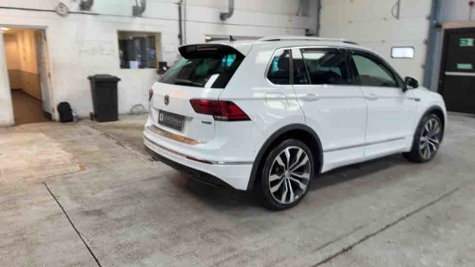 More views of Volkswagen Tiguan