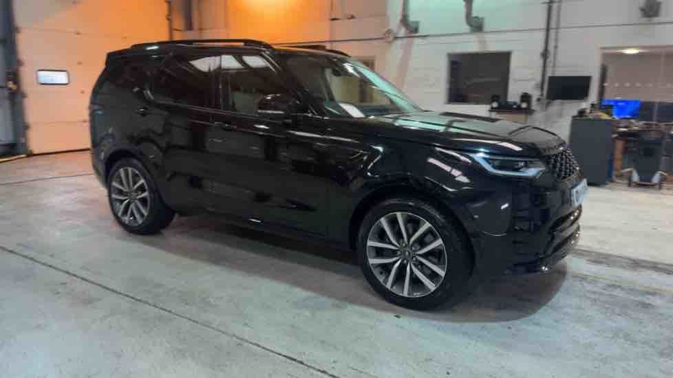 More views of Land Rover Discovery