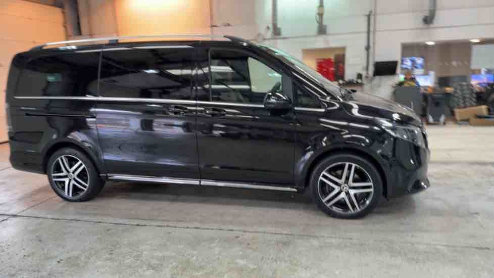 More views of Mercedes-Benz V Class