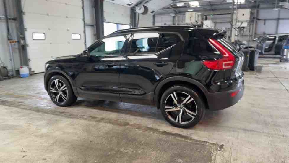 More views of Volvo XC40