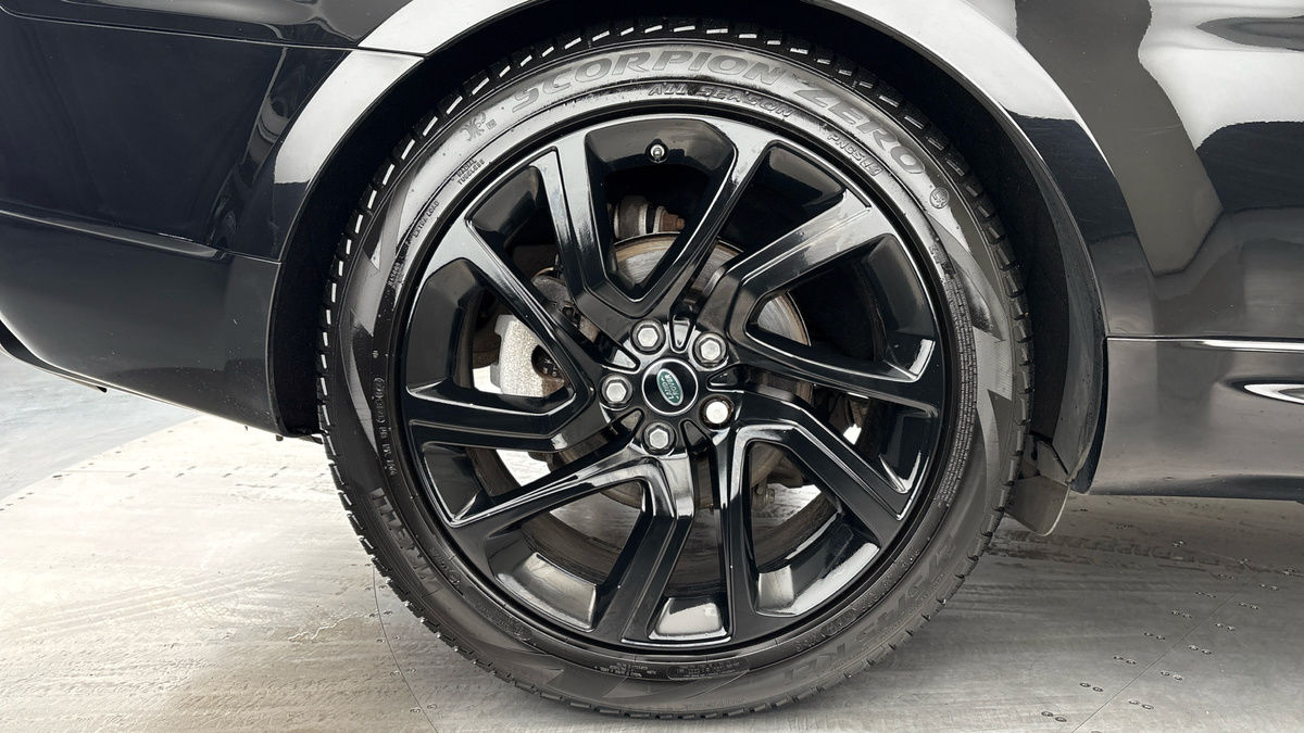 Land Rover Range Rover Sport Image 16