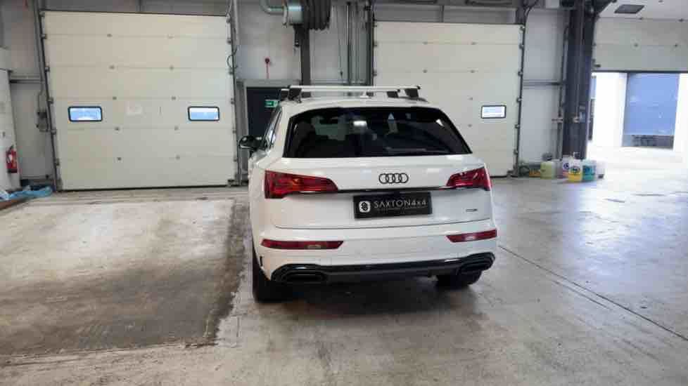 More views of Audi Q5