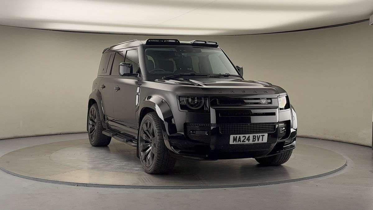More views of Land Rover Defender 110
