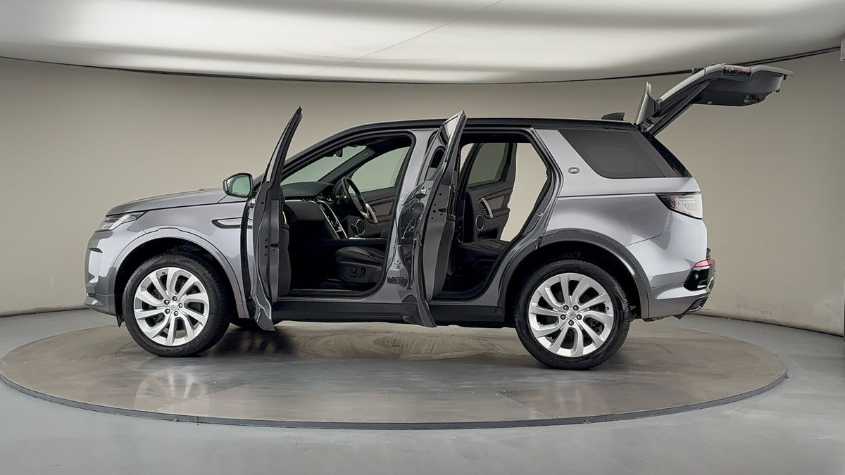 More views of Land Rover Discovery Sport