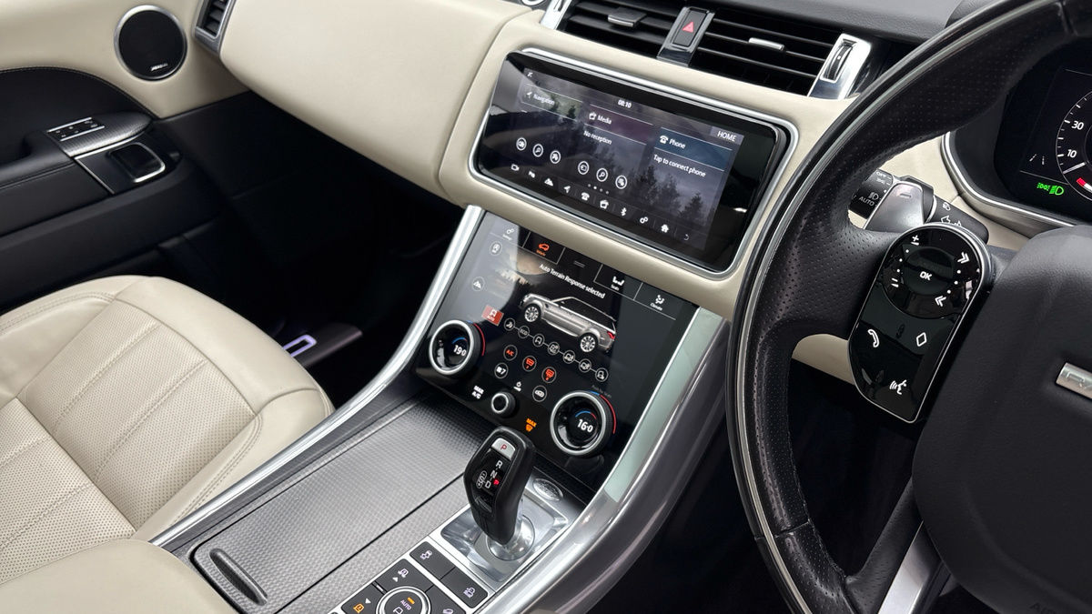 Land Rover Range Rover Sport Image 18