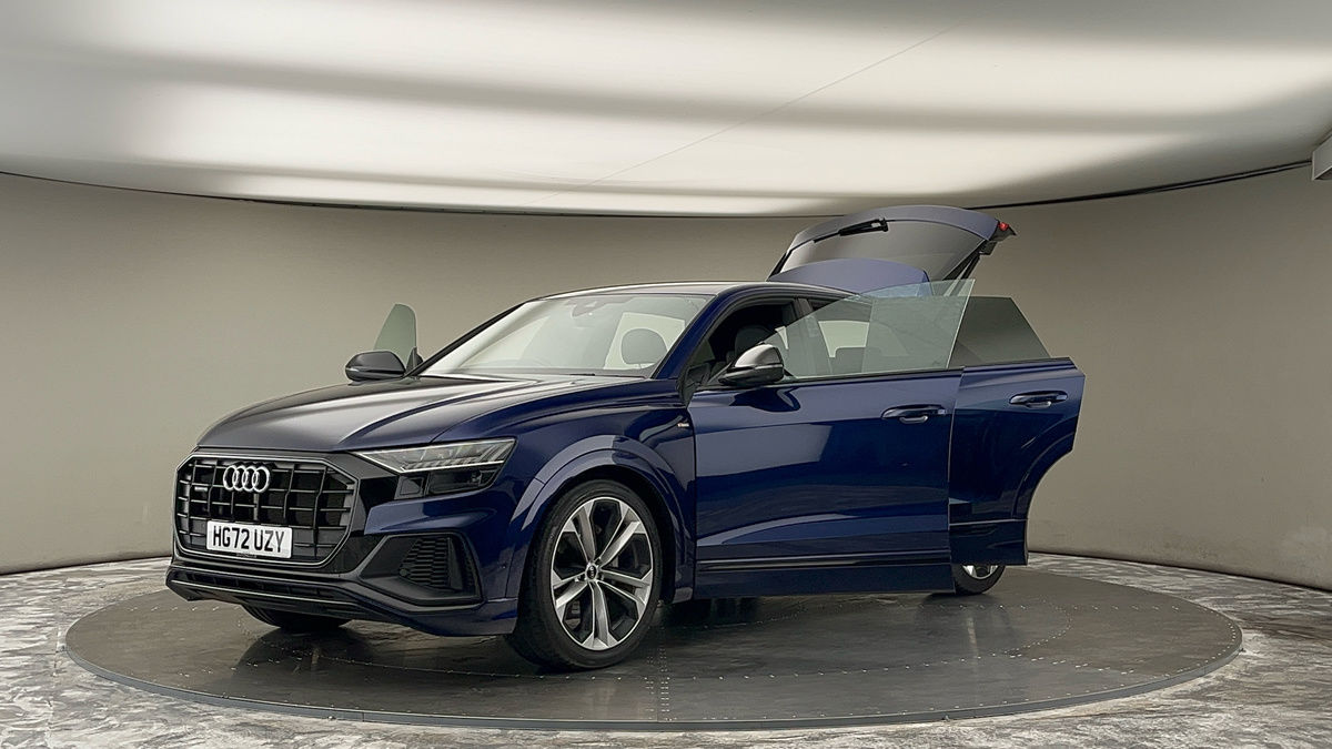 Audi Q8 Image 22