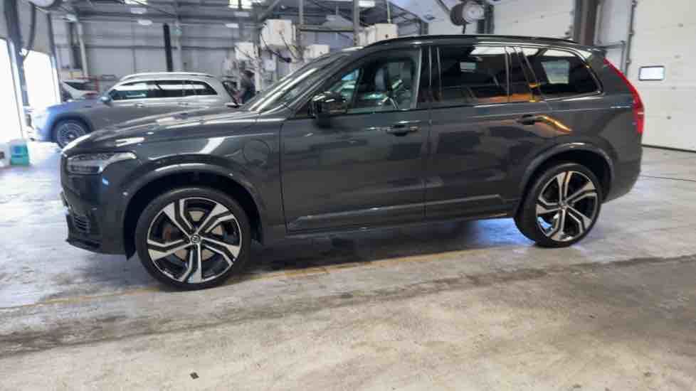 More views of Volvo XC90