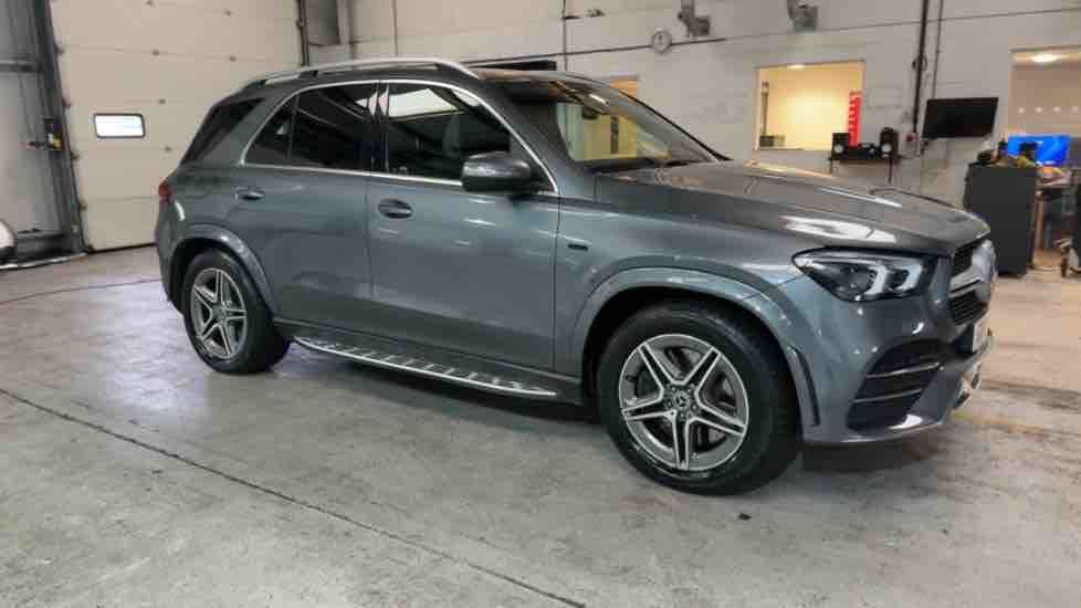 More views of Mercedes-Benz GLE