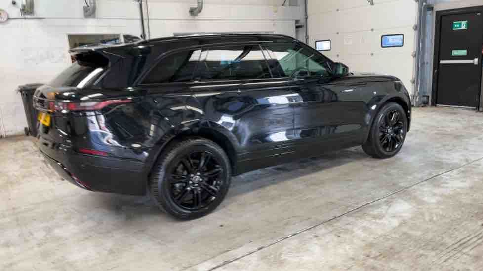 More views of Land Rover Range Rover Velar