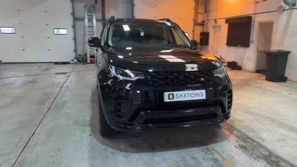 More views of Land Rover Discovery