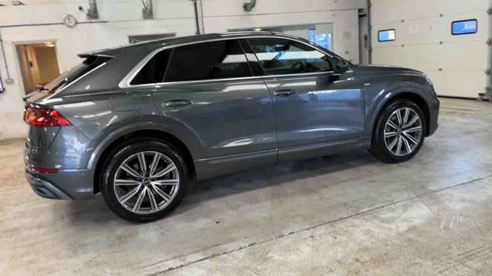 More views of Audi Q8
