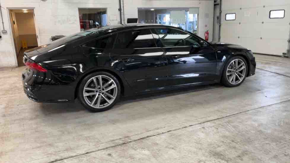 More views of Audi A7