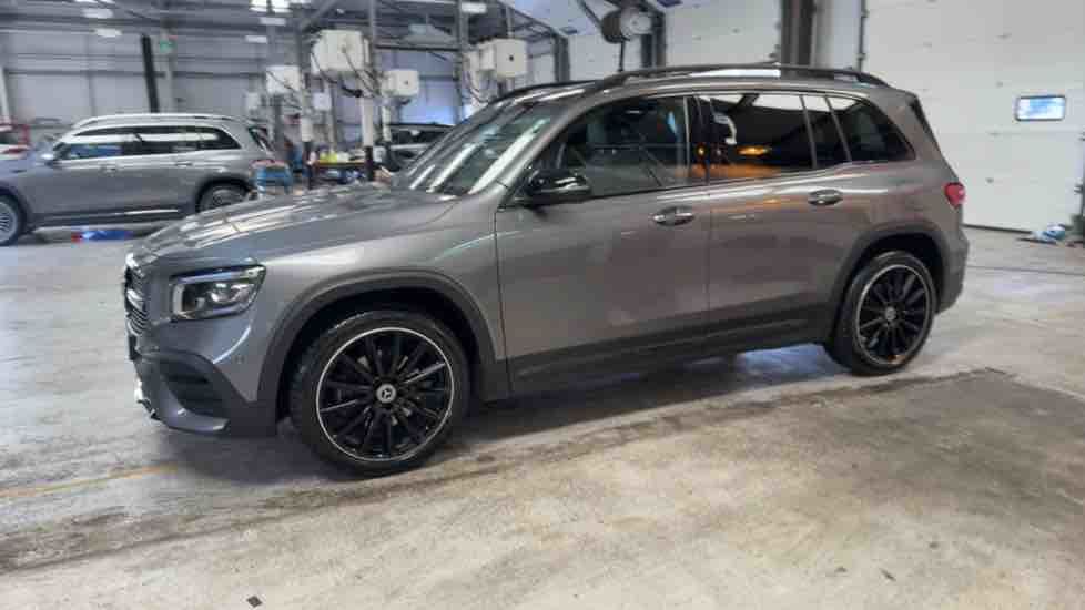 More views of Mercedes-Benz GLB