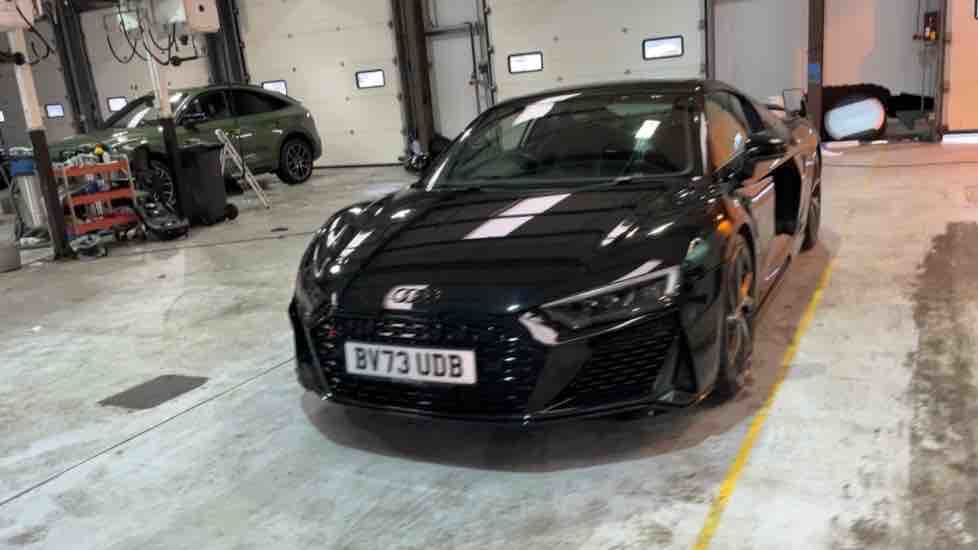 More views of Audi R8