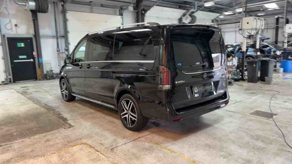 More views of Mercedes-Benz V Class