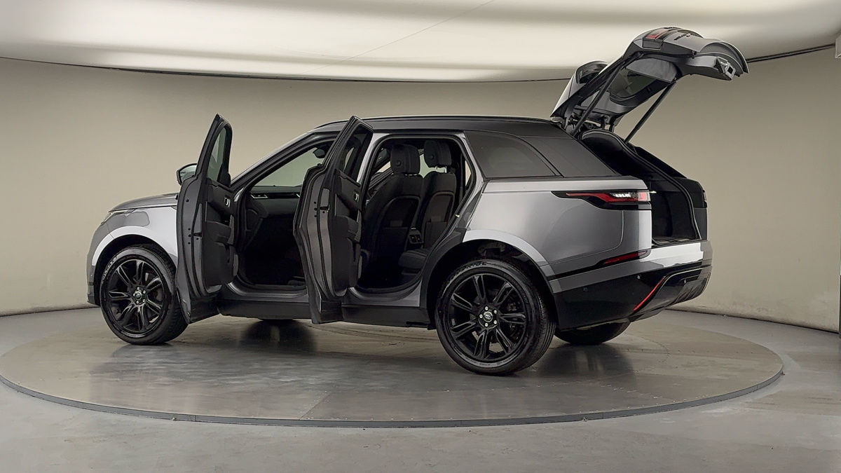 More views of Land Rover Range Rover Velar