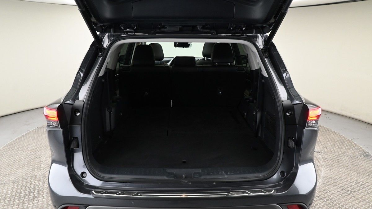 Toyota Highlander Image 10
