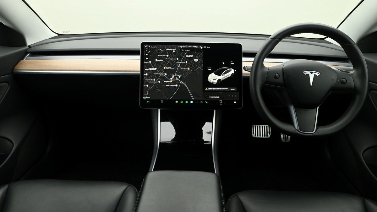 Tesla Model 3 Image 14
