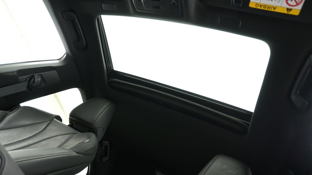Lexus ES Image 2