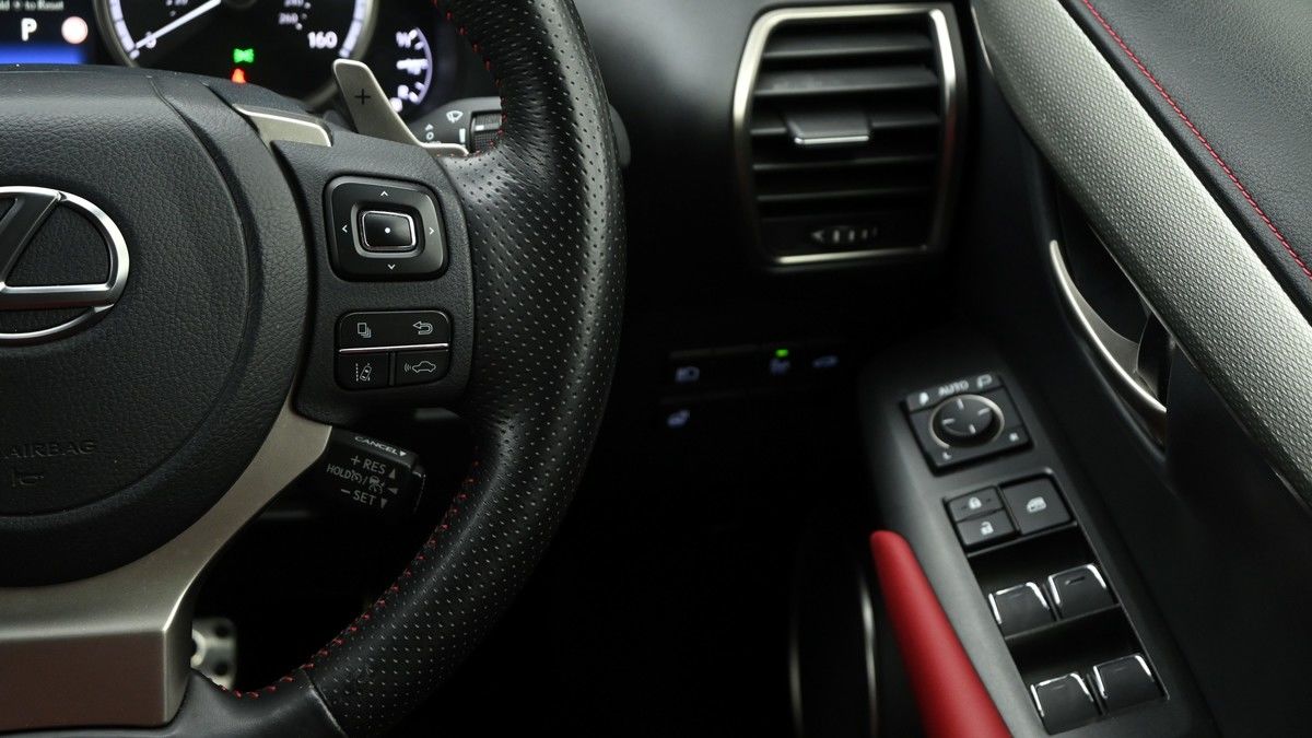 Lexus NX Image 15